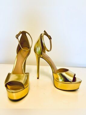 Rachel Zoe Gold Metallic Leather Platform Ankle-Strap Heels
